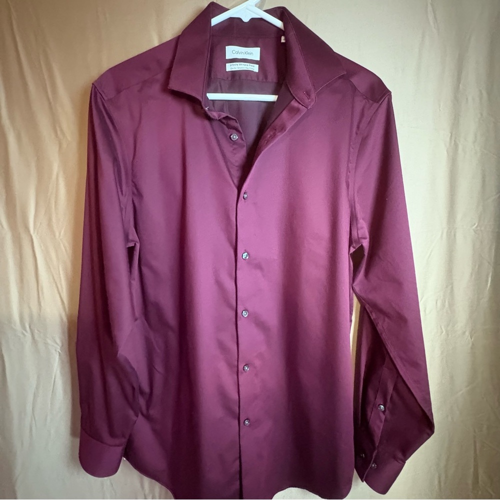 Calvin Klein Non Iron Slim Fit Burgundy Dress Shirt Size Large 16 32/33